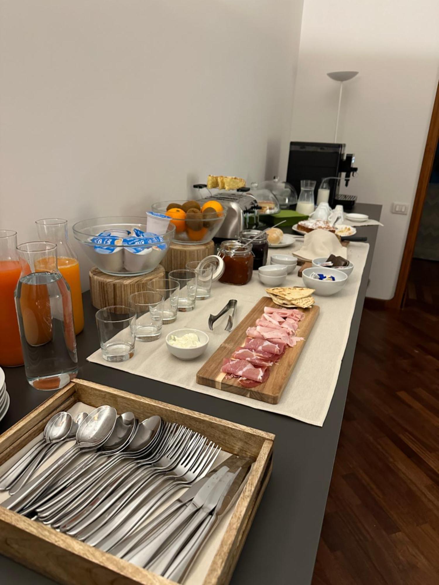 Room & Breakfast D'Annunzio Ravenna Exteriör bild